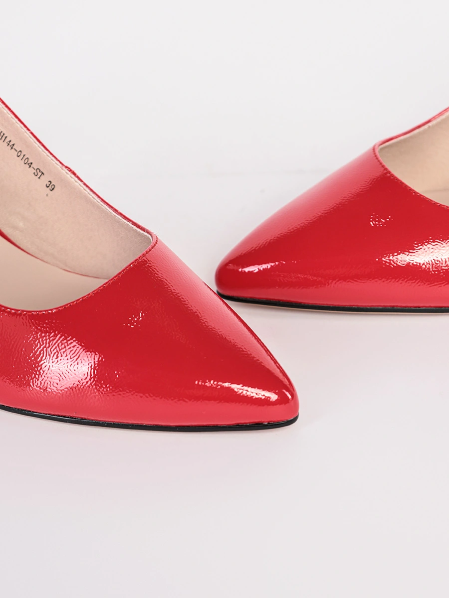 Туфли-слингбэки лакированные яркого красного цвета